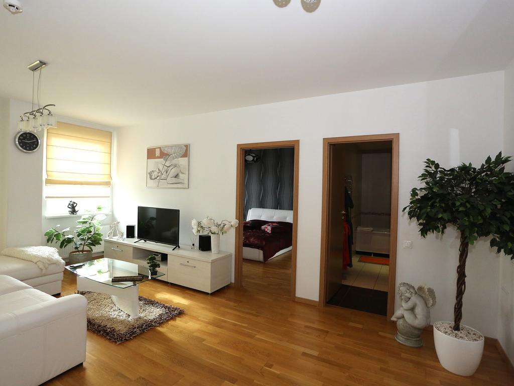 Apartments Panevėžys Esterno foto