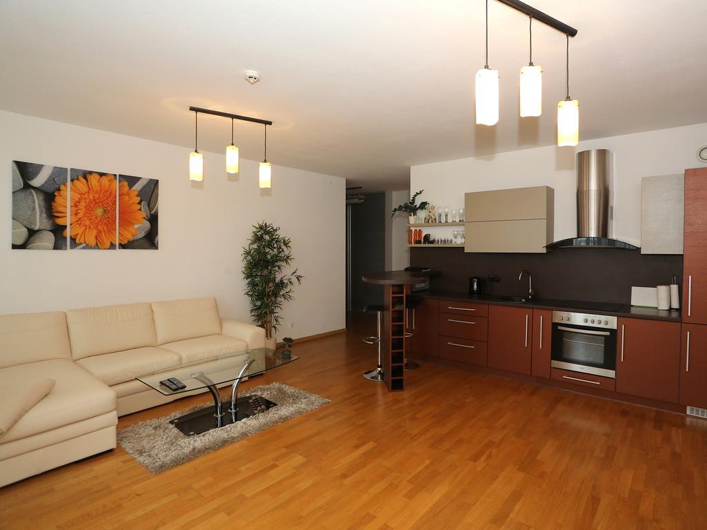 Apartments Panevėžys Esterno foto