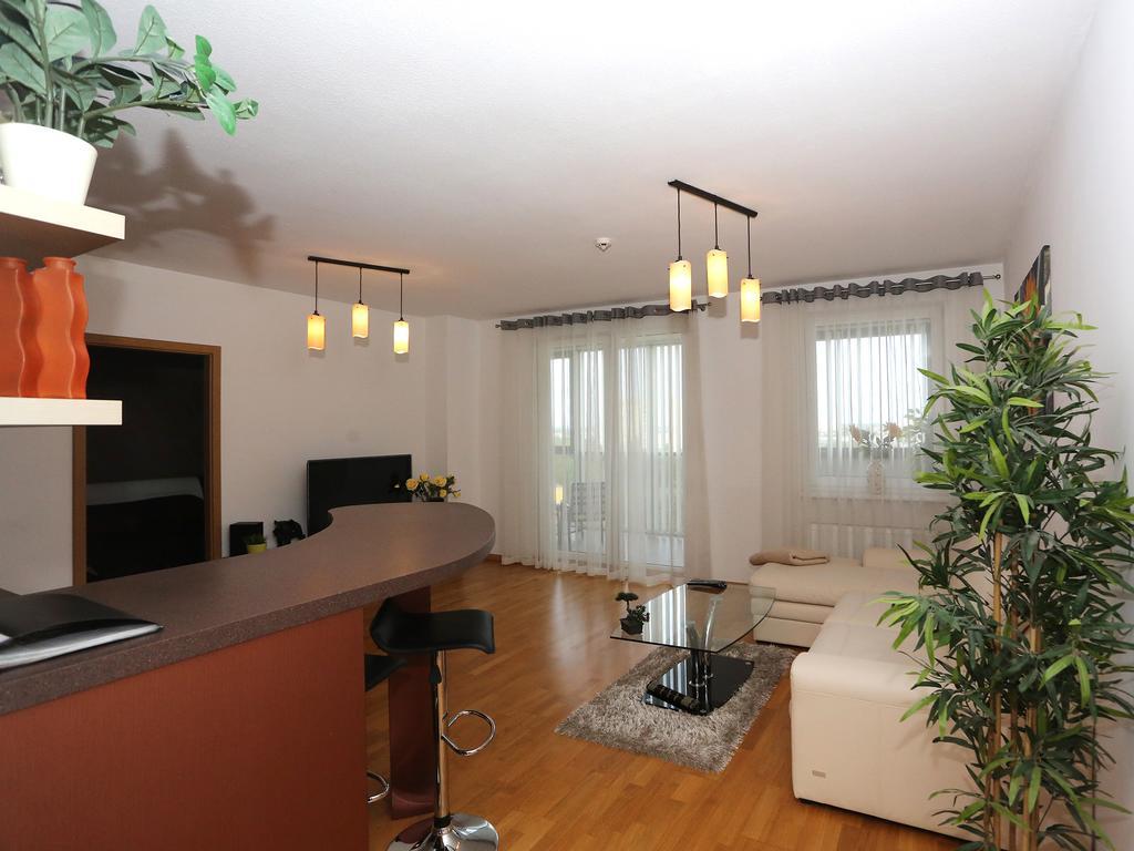 Apartments Panevėžys Esterno foto