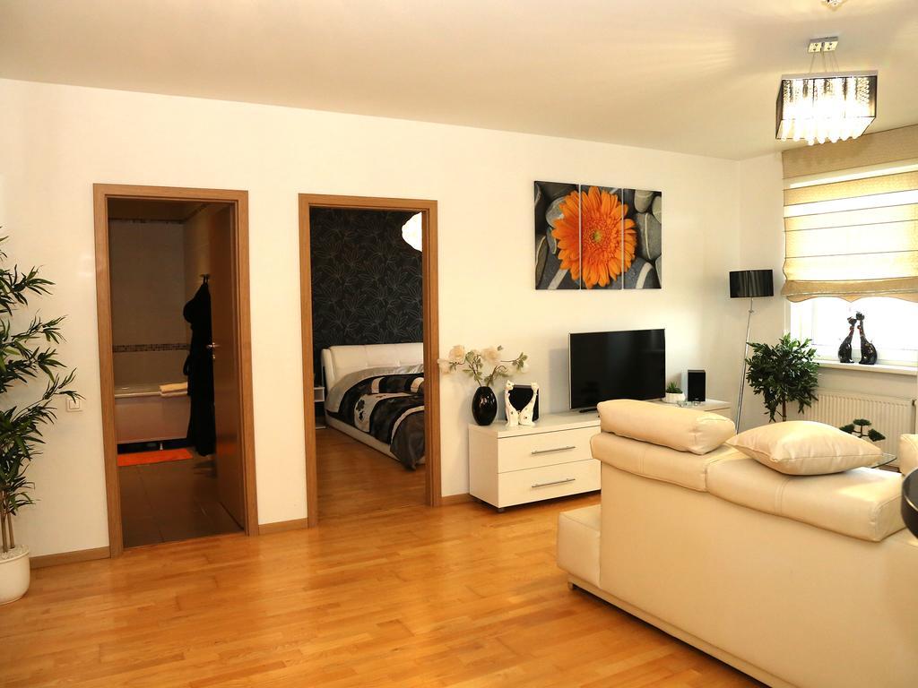 Apartments Panevėžys Esterno foto